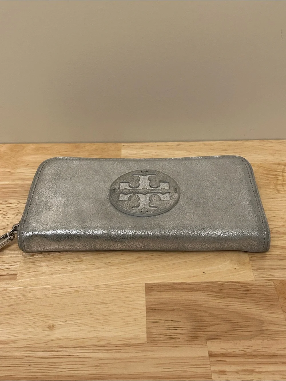 Tory Burch Silver Metallic Logo Zip Wallet